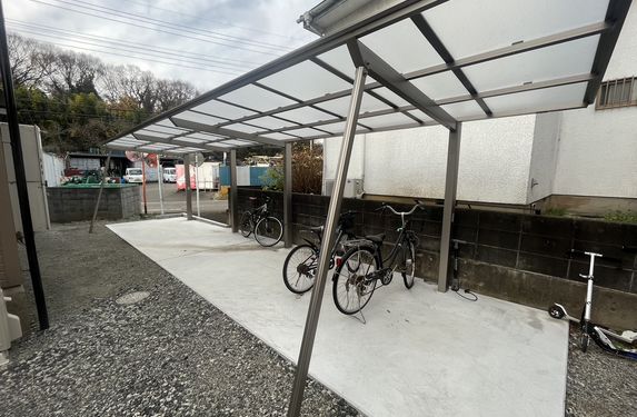 駐輪場（1人1台置けます）
